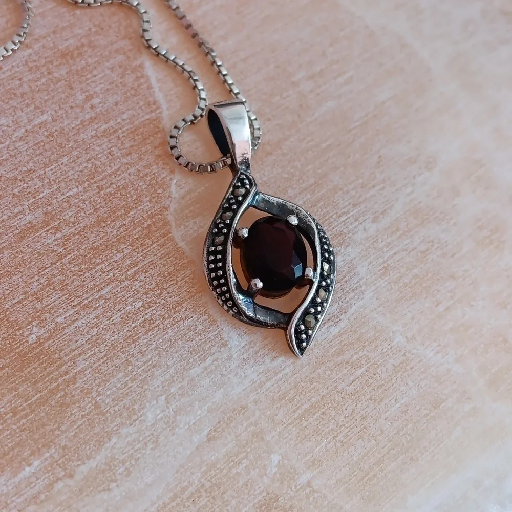 Sterling Silver Box Chain Glass Red Stone Marcasite Pendant Necklace